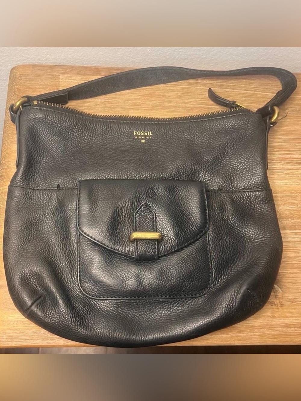 Fossil cowhide pebbled leather purse shoulder bag